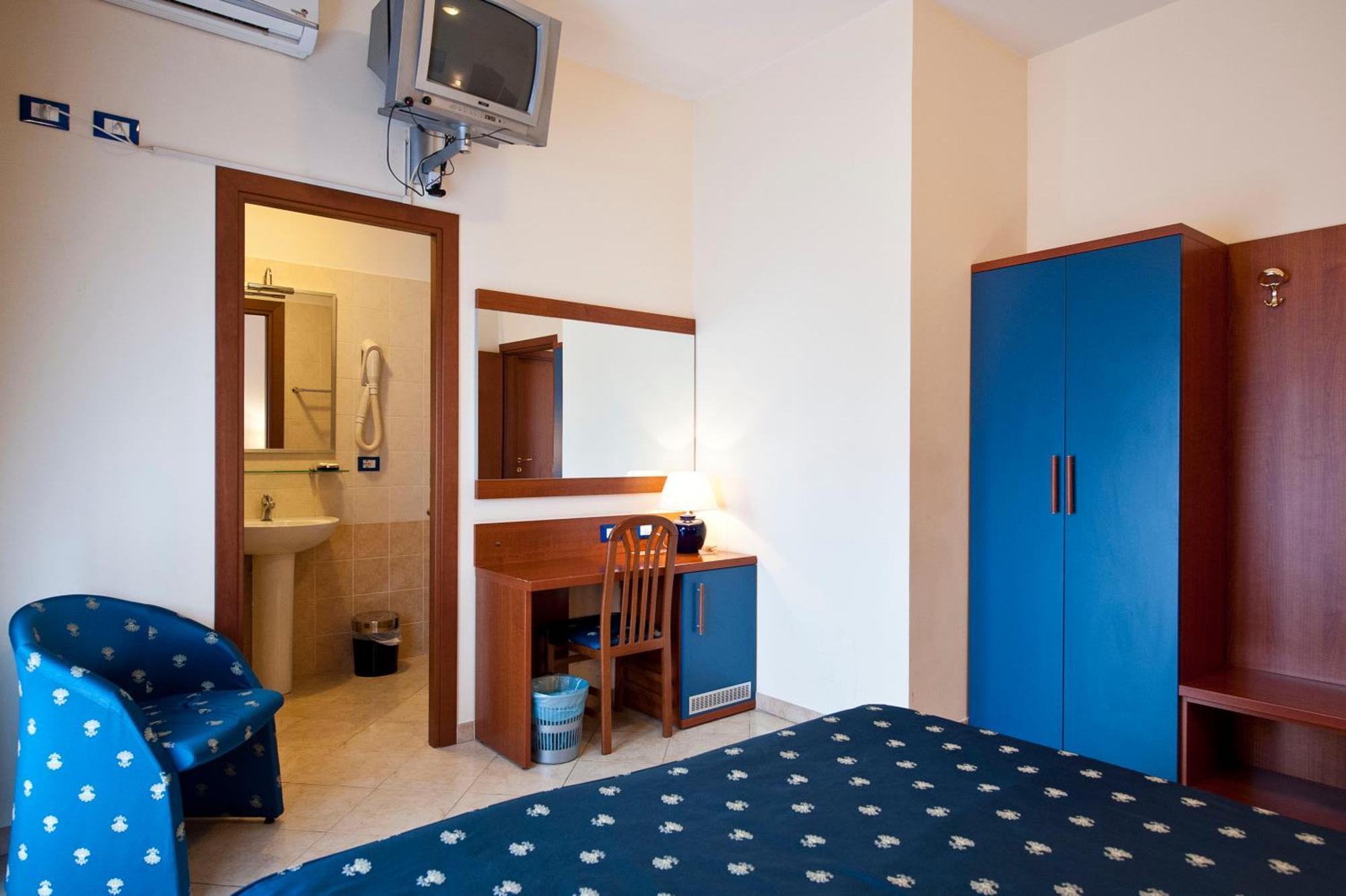 Hotel 4 Pini Řím Exteriér fotografie